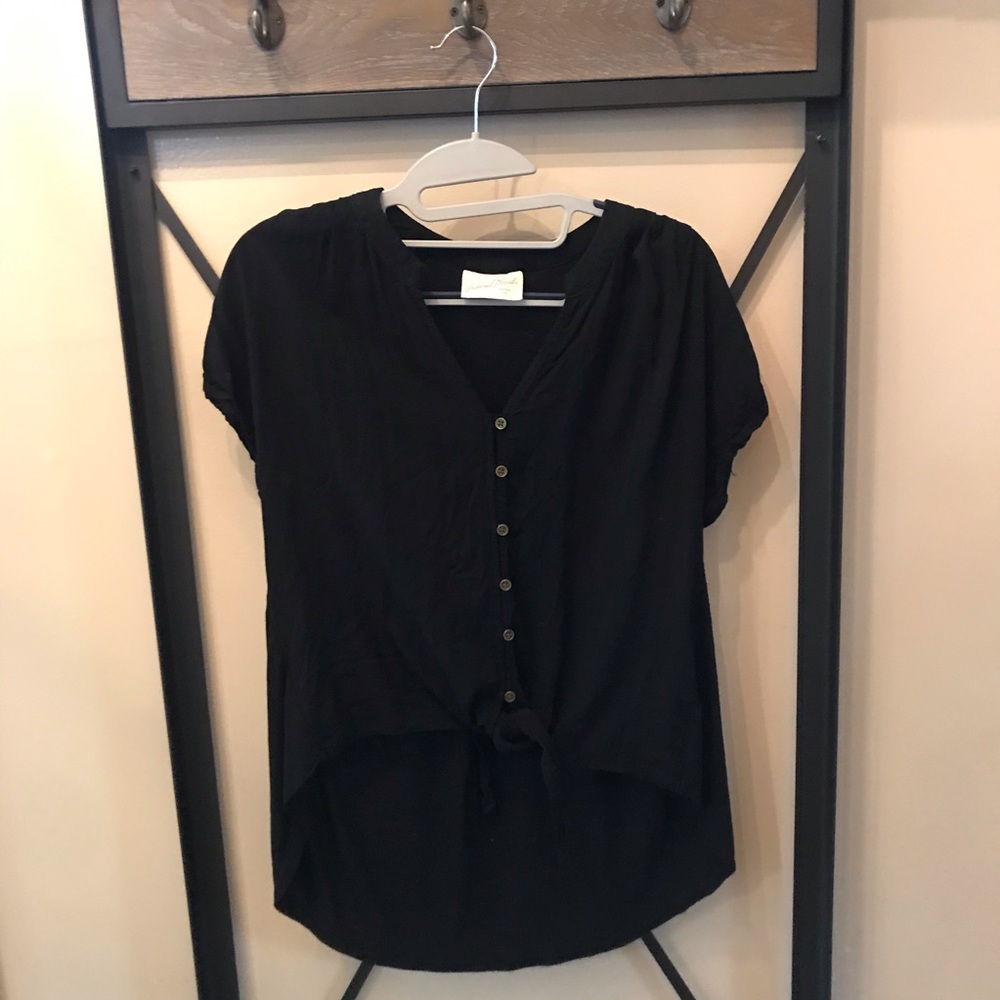 Universal Thread tie-front top (small)